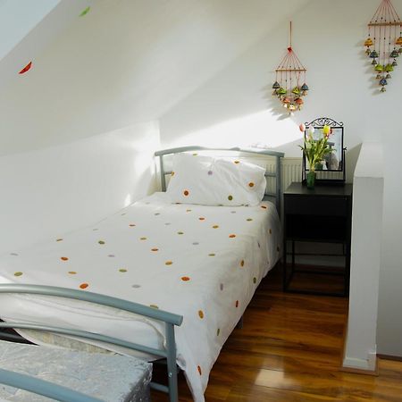 5 Bedroom House Near Cardiff City. Esterno foto