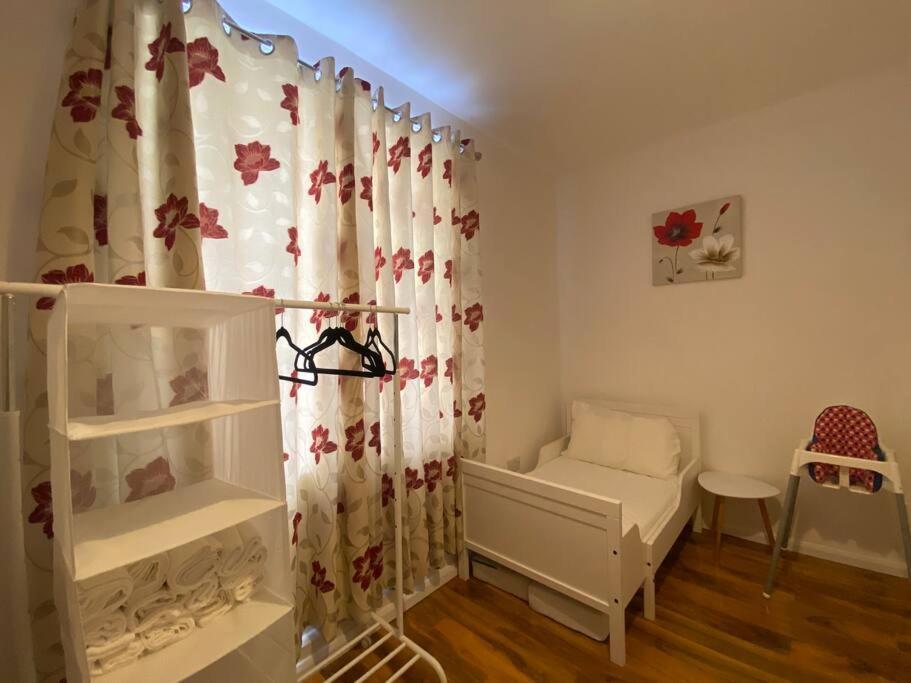 5 Bedroom House Near Cardiff City. Esterno foto