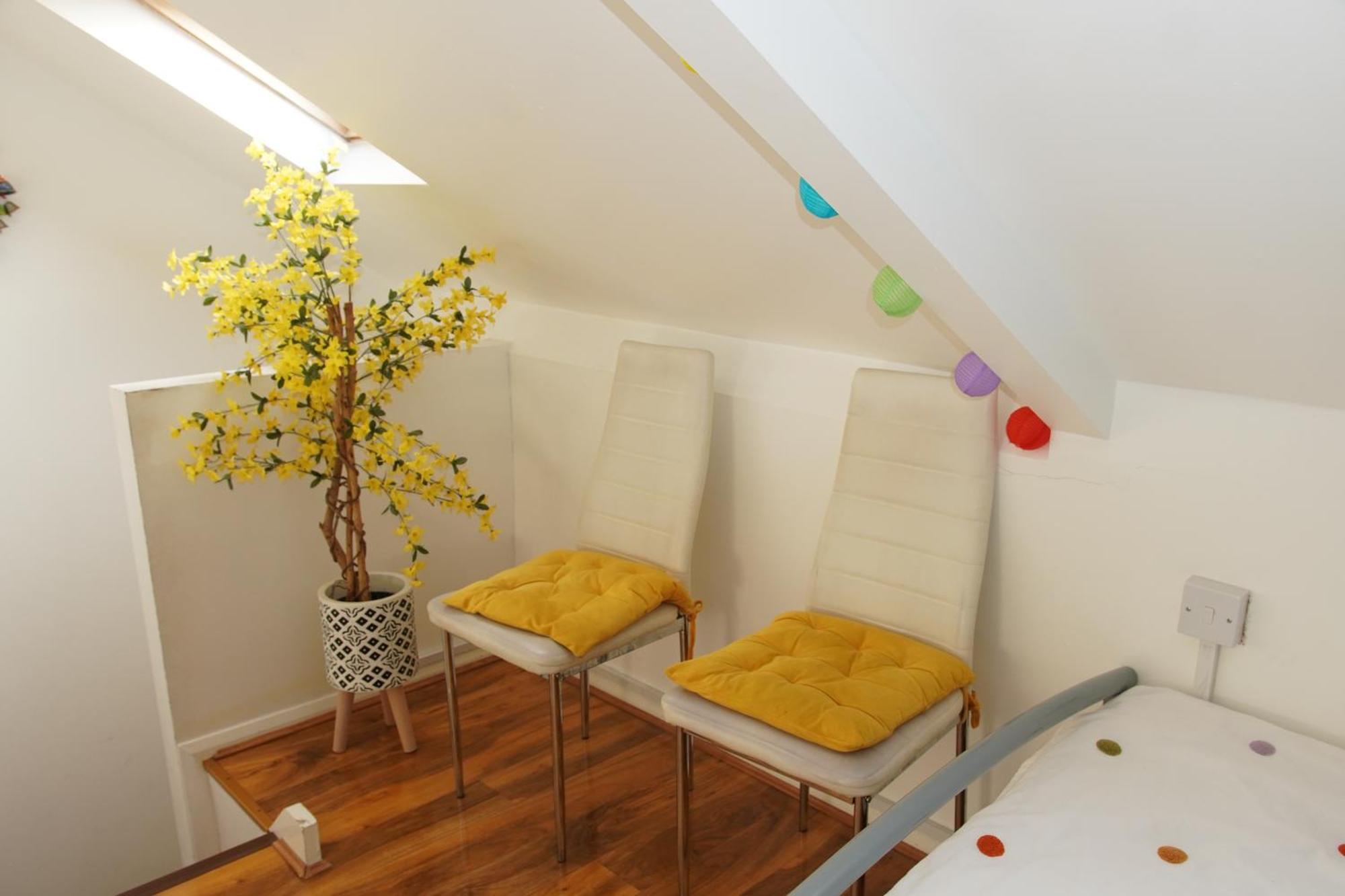 5 Bedroom House Near Cardiff City. Esterno foto