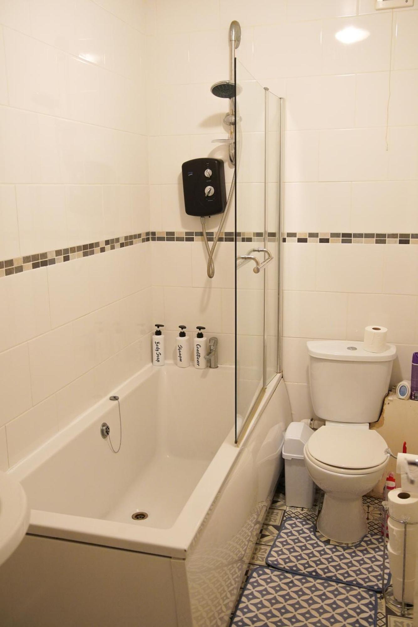 5 Bedroom House Near Cardiff City. Esterno foto