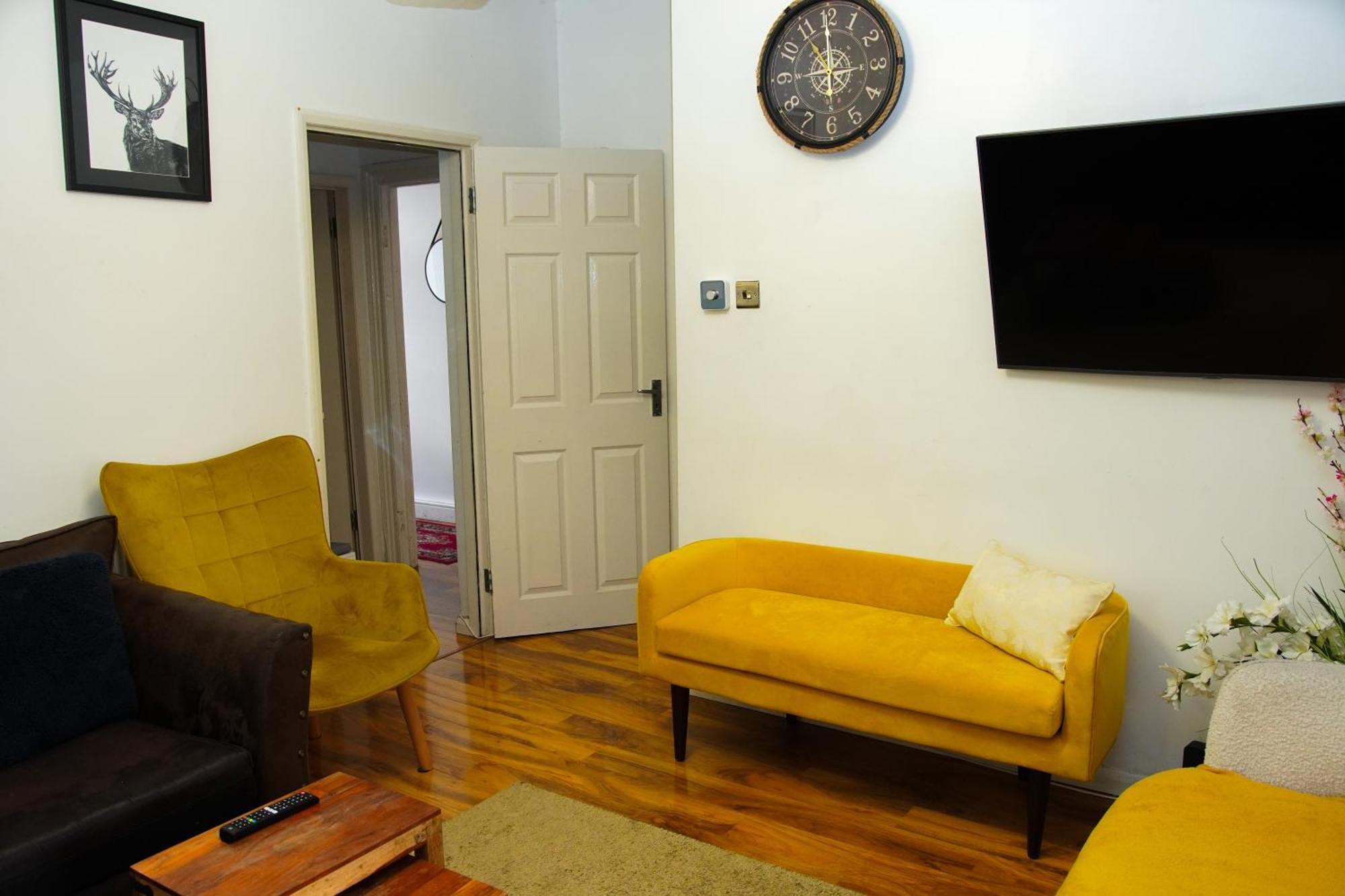 5 Bedroom House Near Cardiff City. Esterno foto